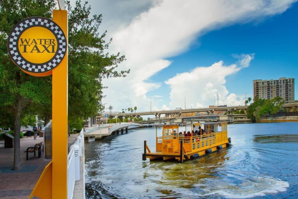 Budget Friendly Sleeps 8 Discounts Available Tampa Extérieur photo