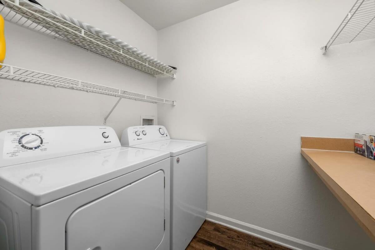 Budget Friendly Sleeps 8 Discounts Available Tampa Extérieur photo