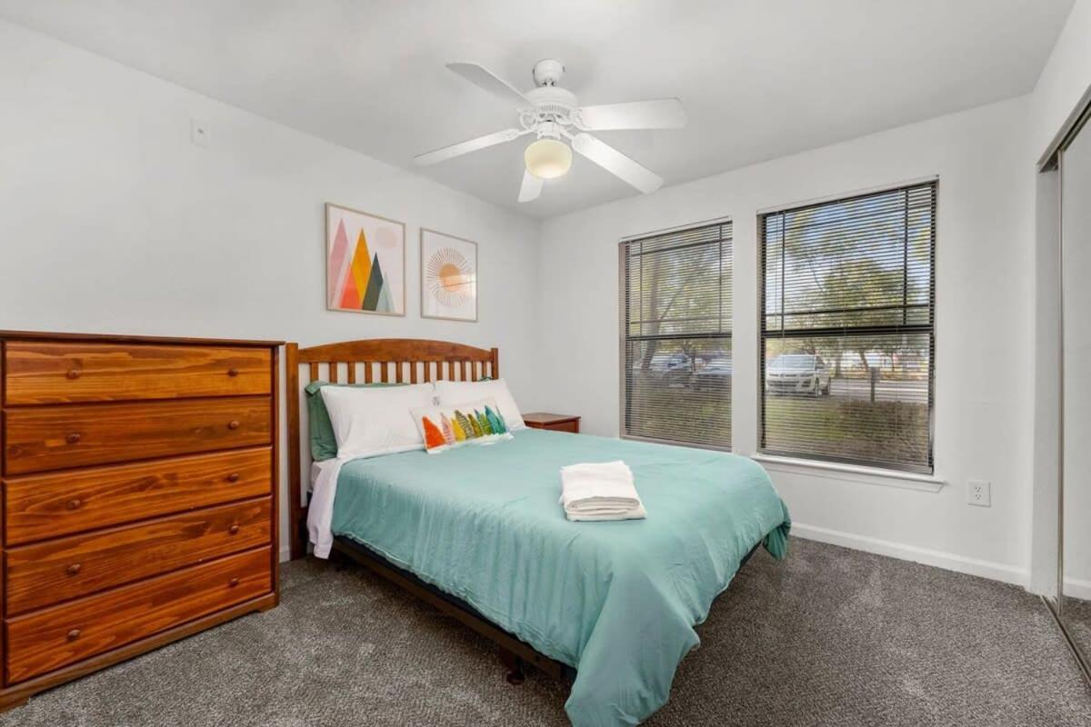 Budget Friendly Sleeps 8 Discounts Available Tampa Extérieur photo